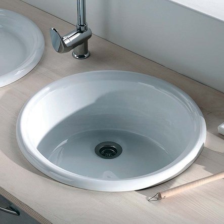 Clearwater Rondo White Ceramic Round Single Bowl Sink with Waste