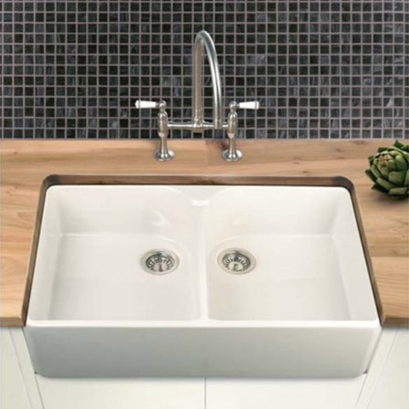 White ceramic kitchen sink White ceramic kitchen sink